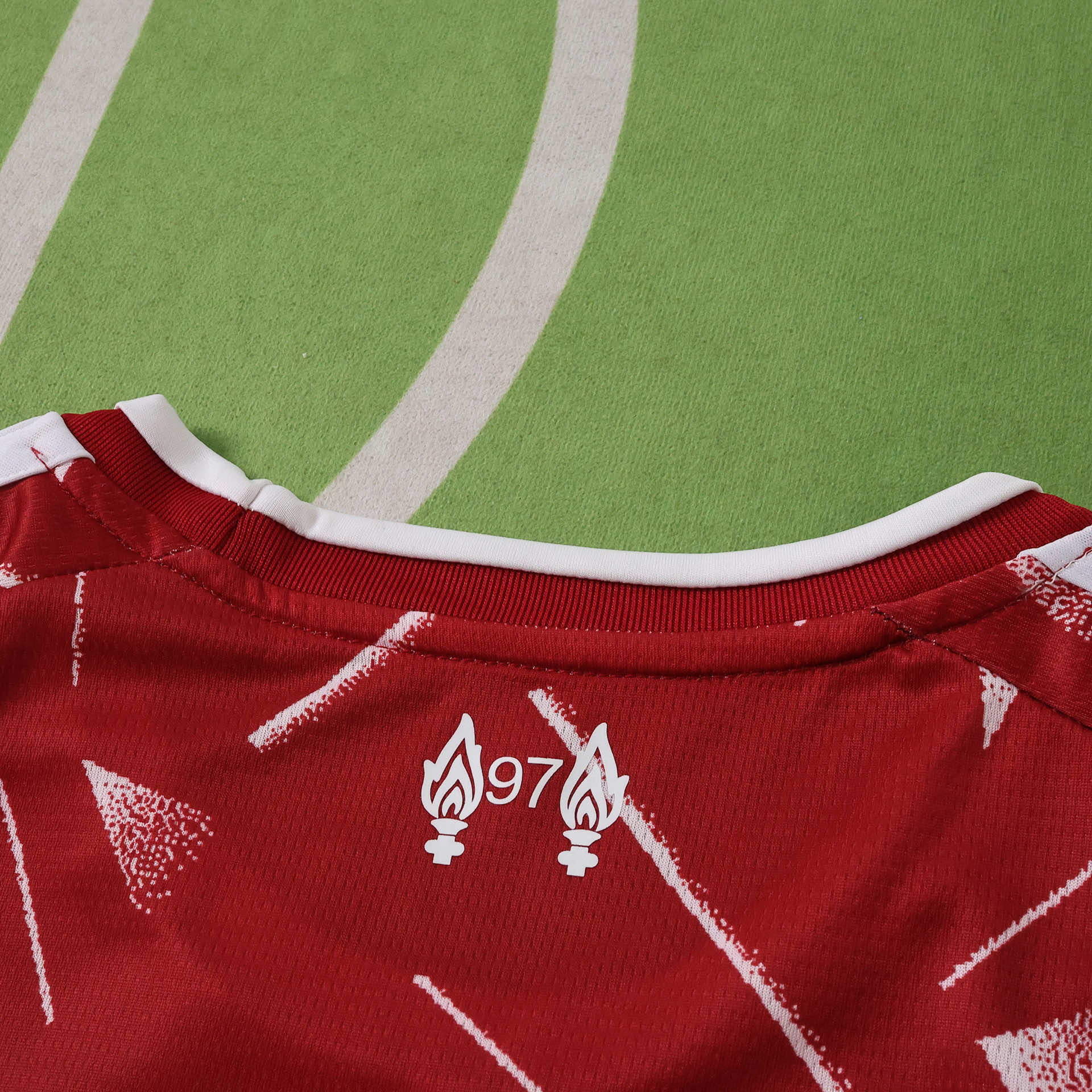 Liverpool F.C. Home Jersey 2026/27 image 3